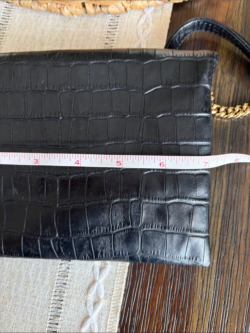 Henri Bendel Debutante Croc embossed Leather Wristlet Clutch with Gold Hardware - Picture 12 of 14